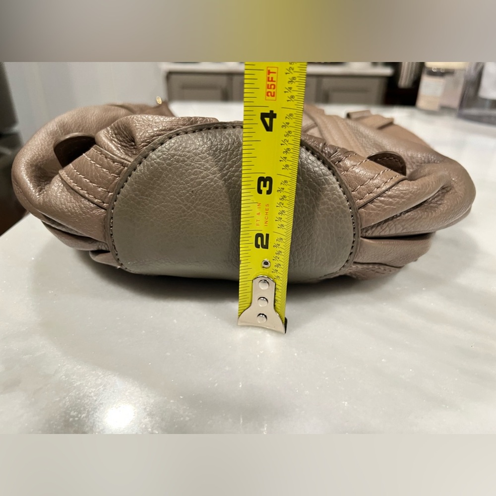 The Sak Gray/Taupe Leather Cinch Crossbody Bag - Picture 14 of 15